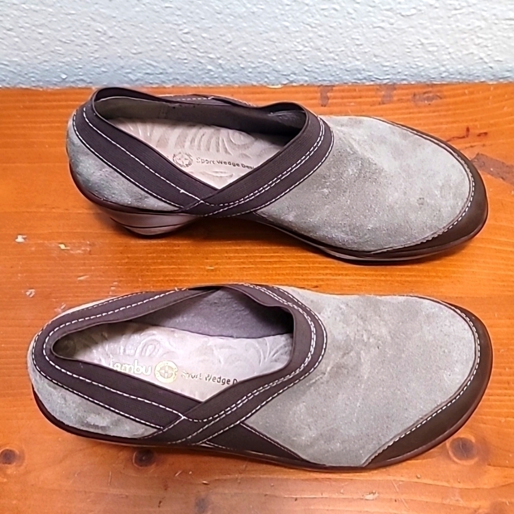 Jambu Sport Wedge Design Clogs Womens 8.5 Grey Brown Suede Slip On Shoes